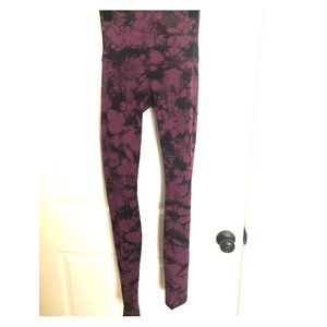 Lulu Lemon Purple Tie-dye Leggings Size 2